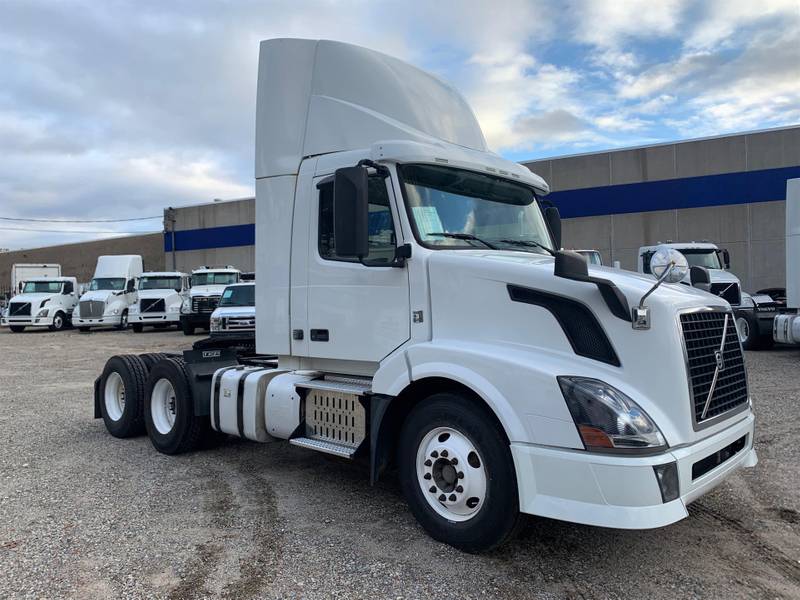 2014 Volvo VNL64T (For Sale) | Day Cab | #UJ-3446