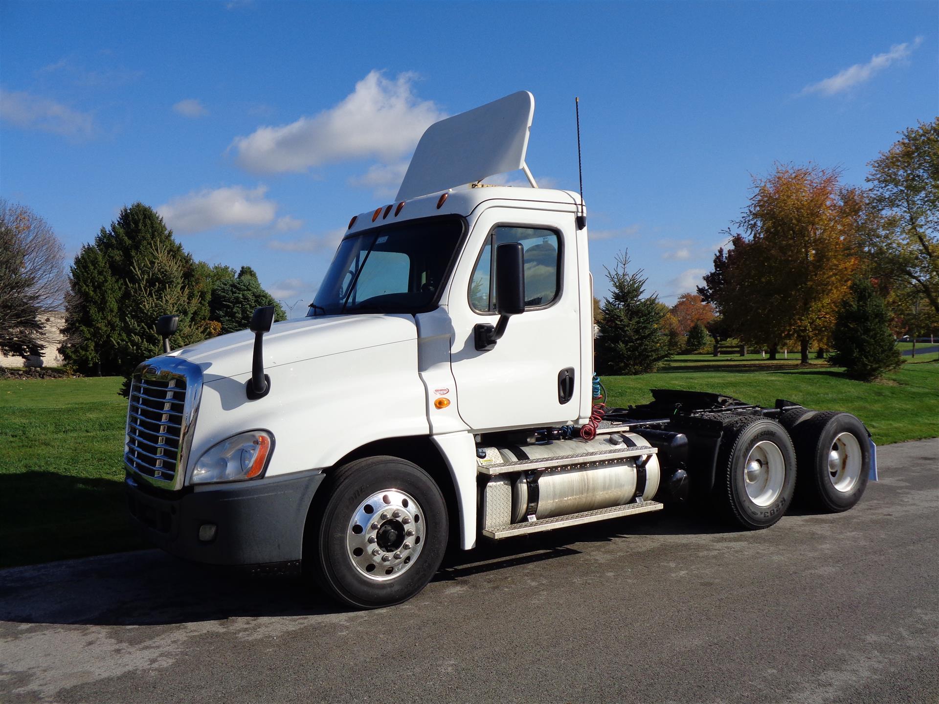 Freightliner Cascadia For Sale Day Cab T