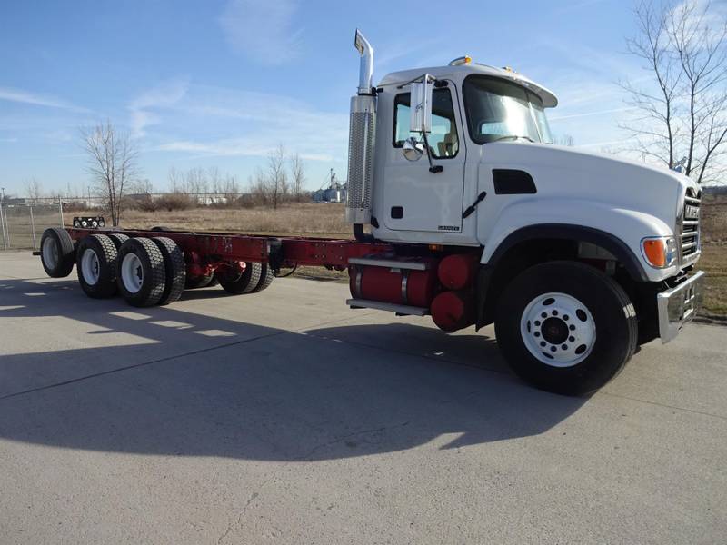 2005 Mack Granite CV713 (For Sale) | Cab & Chassis | #5M029179