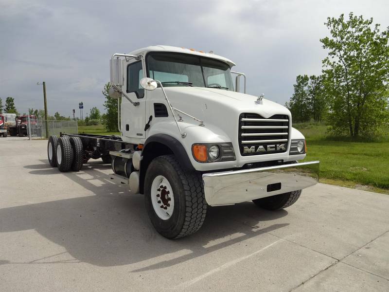 2007 Mack CV713 (For Sale) | Cab & Chassis | #7M050261