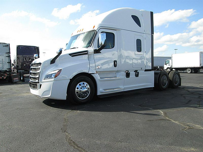 2022 Freightliner CA126SLP NEW CASCADIA (For Sale) 72" Sleeper 
