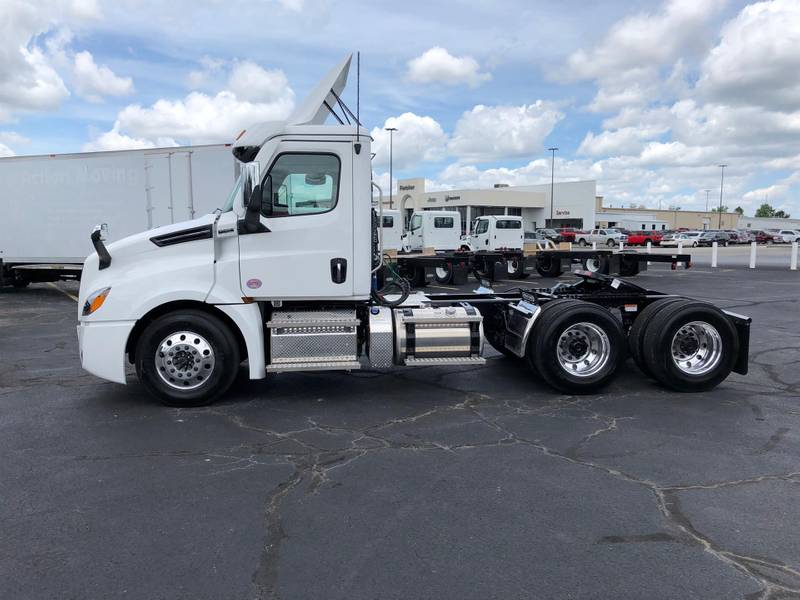 2022 Freightliner Cascadia 126 For Sale 