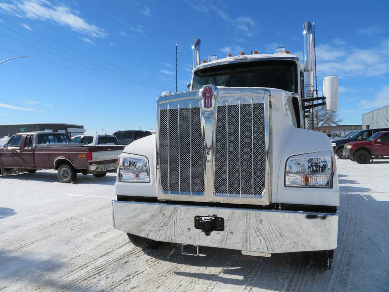 2022 Kenworth W990 (for Sale) 