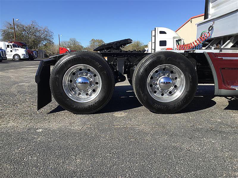 2017 Freightliner CASCADIA (For Sale) | 72" Sleeper | #243664