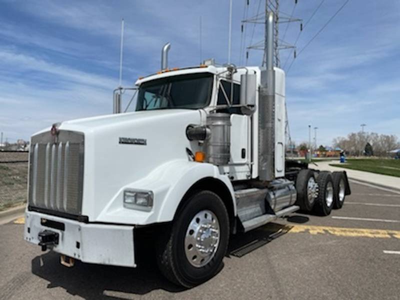 2015 Kenworth T800 (For Sale) | 32