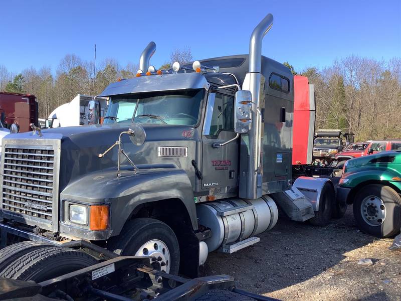 2009 mack truck for sale