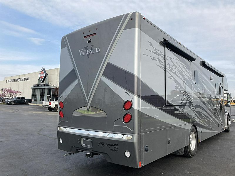 2021 Renegade Valencia 38RB (For Sale) Vocational R0044