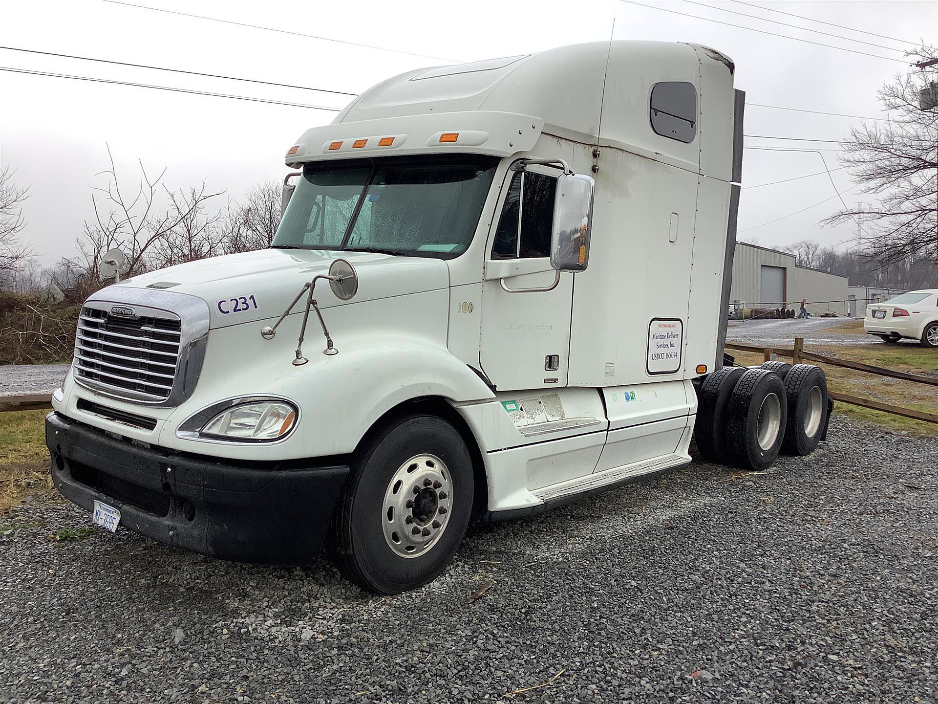2009 Freightliner (For Sale) Sleeper Truck PRAG9959