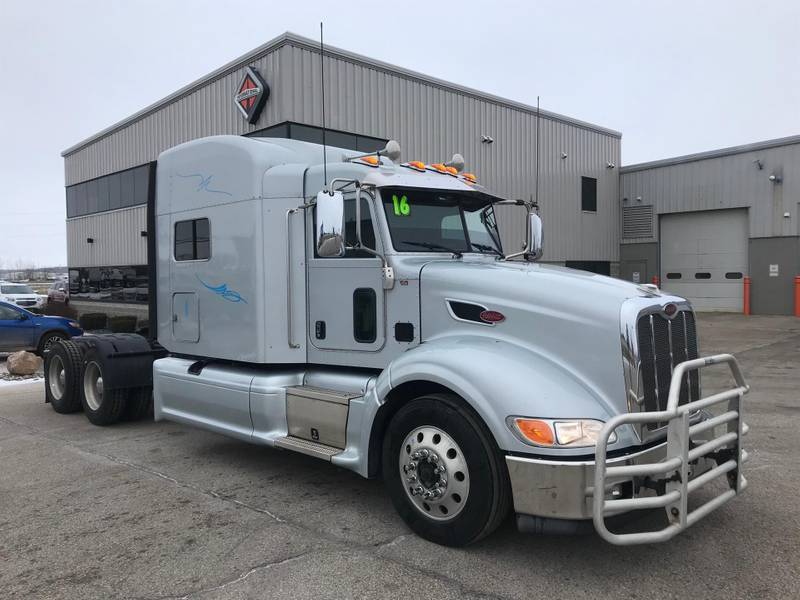 2016 Peterbilt 386 (For Sale) | 76