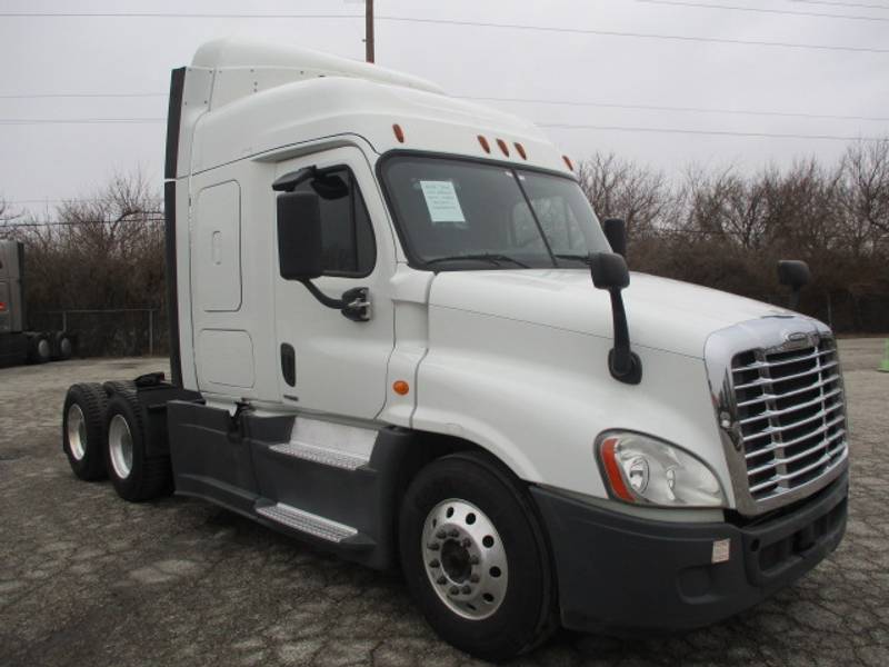 2015 Freightliner Cascadia (For Sale) | 48