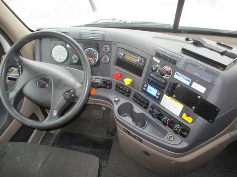 2015 Freightliner Cascadia (For Sale) | 48