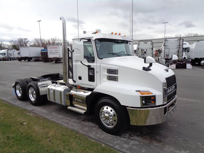 2022 Mack Anthem Day Cab (For Sale) Non Sleeper M22002
