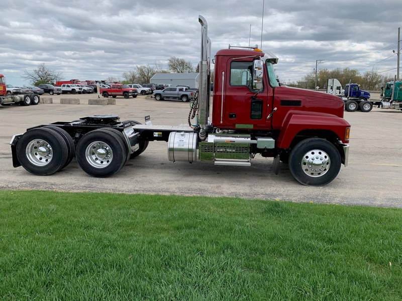 2021 Mack Pinnacle (For Sale) | Day Cab | #HM100043