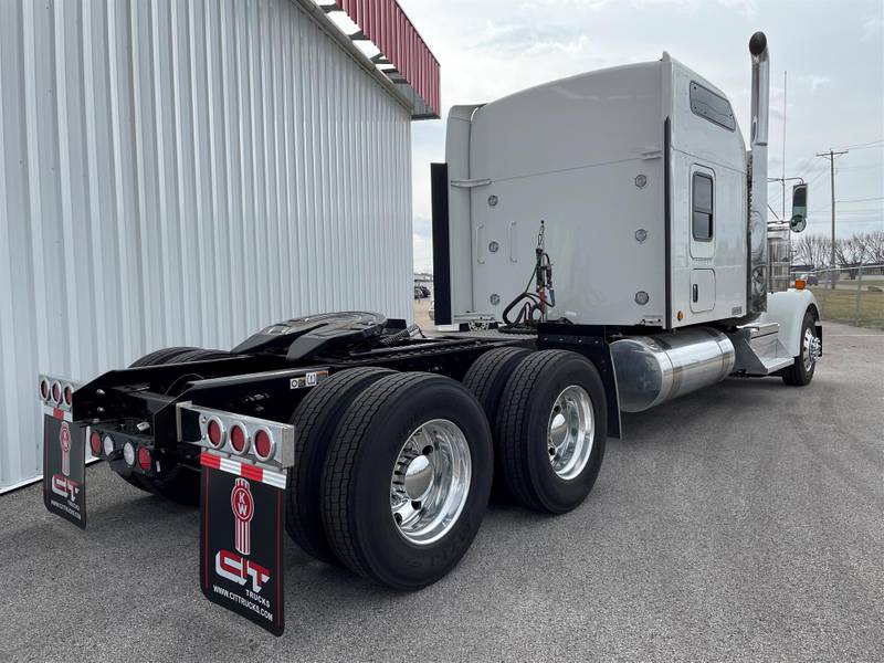 2022 Kenworth W900L For Sale | 86