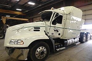 2018 Mack CXU613