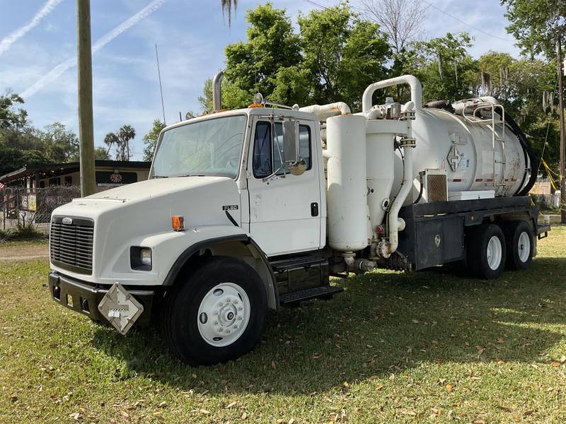 1999 Freightliner FL80 For Sale | Vacuum Truck | #JJ983835