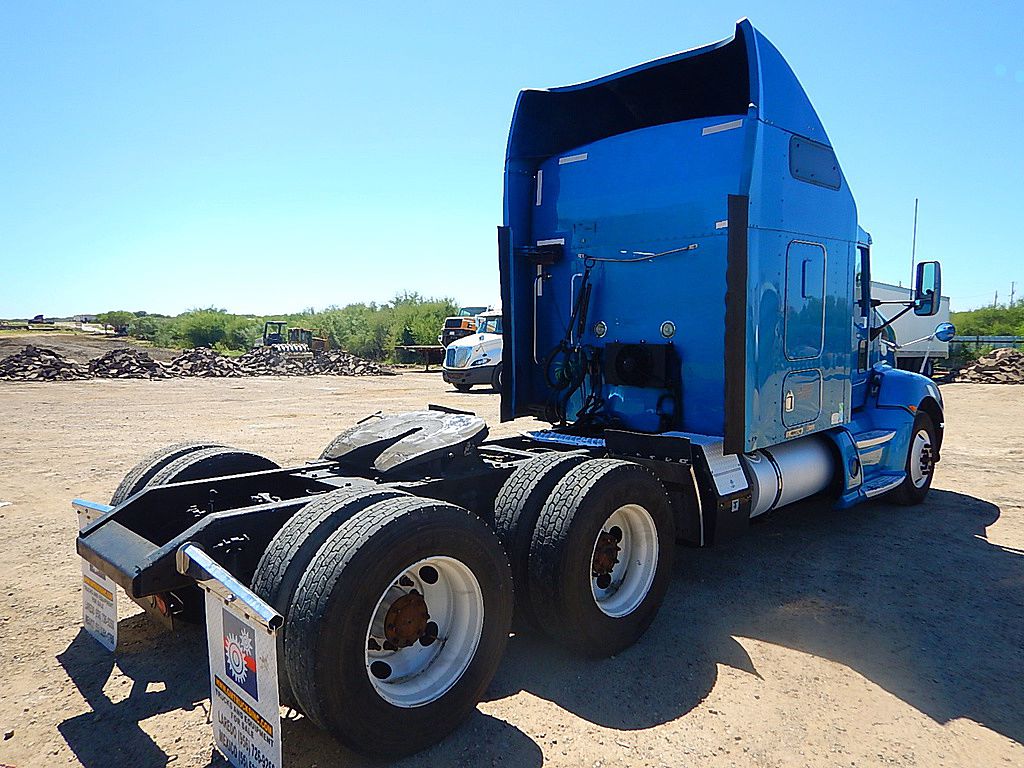 2010 Kenworth T660 For Sale | Sleeper Truck | #GM264438