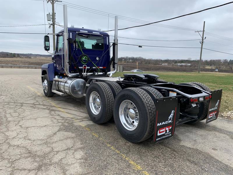 2022 Mack Pinnacle (For Sale) Day Cab HM100055