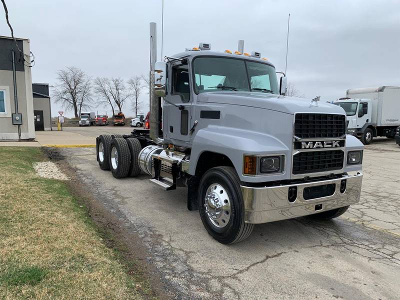 2022 Mack Pinnacle (For Sale) Day Cab HM100054