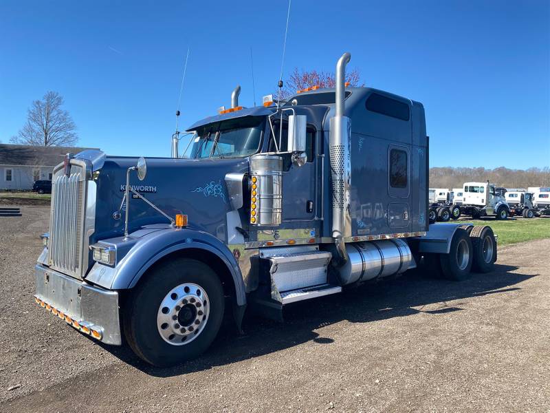 2003 Kenworth W900 (For Sale) | Day Cab | #8729