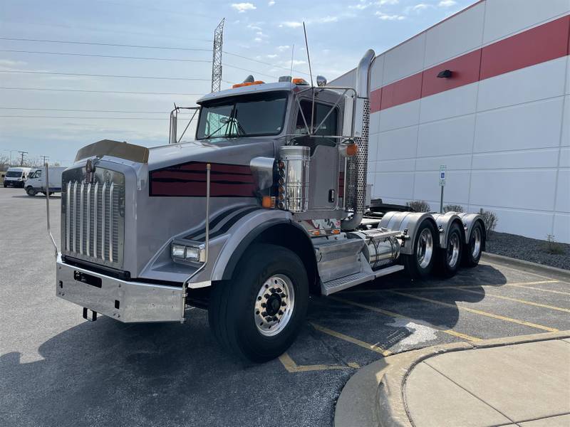 2010 Kenworth T800 (For Sale) | Day Cab | #UT101390