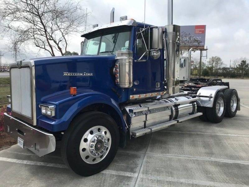 2018 Western Star 4900 Sf Day Cab (for Sale) 