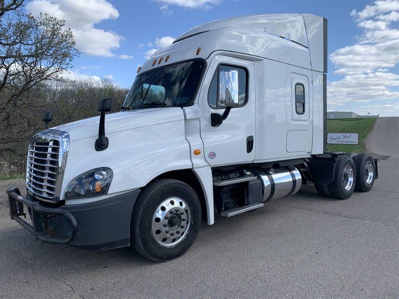 18 Freightliner Cascadia 125 For Sale Sleeper Truck R