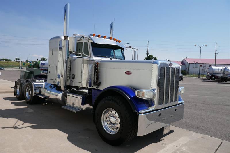 2009 Peterbilt 389 (For Sale) | 36