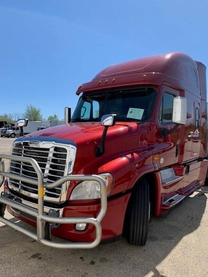 16 Freightliner Cascadia 125 For Sale Sleeper Truck Ut