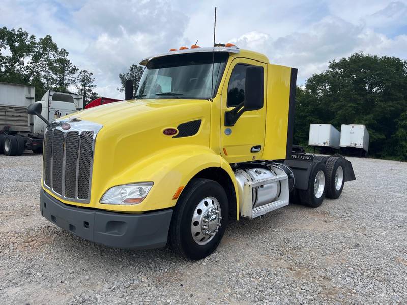 2017 Peterbilt 579