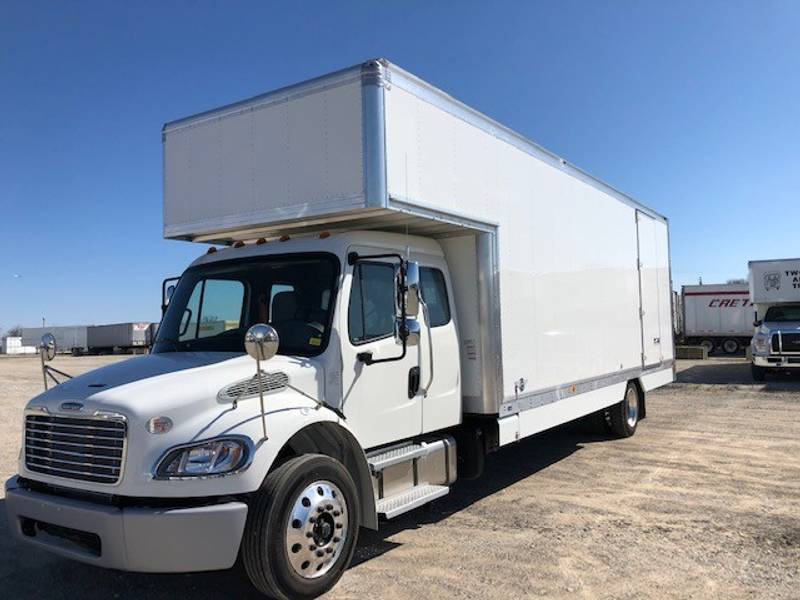 2022 Freightliner M2 Extended Cab (For Sale) 26' Box Non CDL 14020