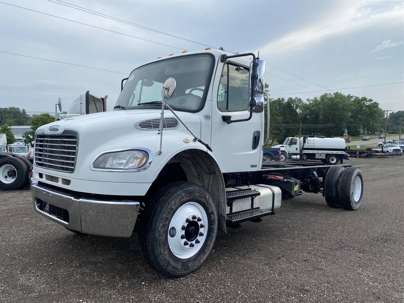 2008 Freightliner M2 (For Sale) | Cab & Chassis | #8761