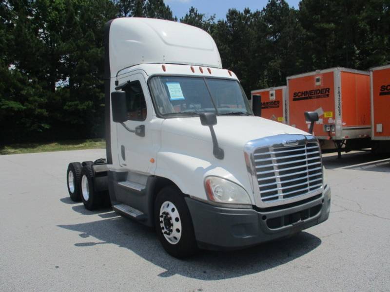 schneider national freightliner cascadia