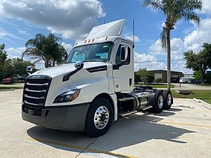 cascadia freightliner