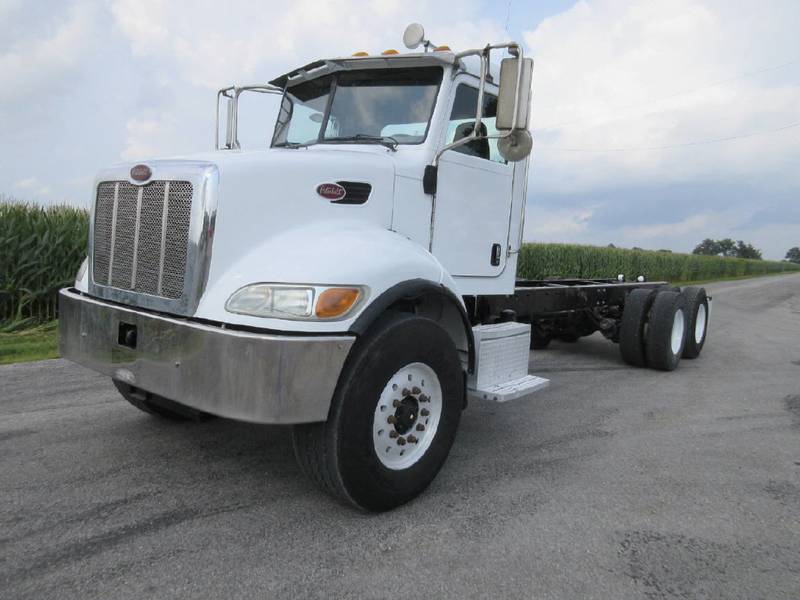 2005 Peterbilt 335 For Sale | Cab & Chassis | #7109