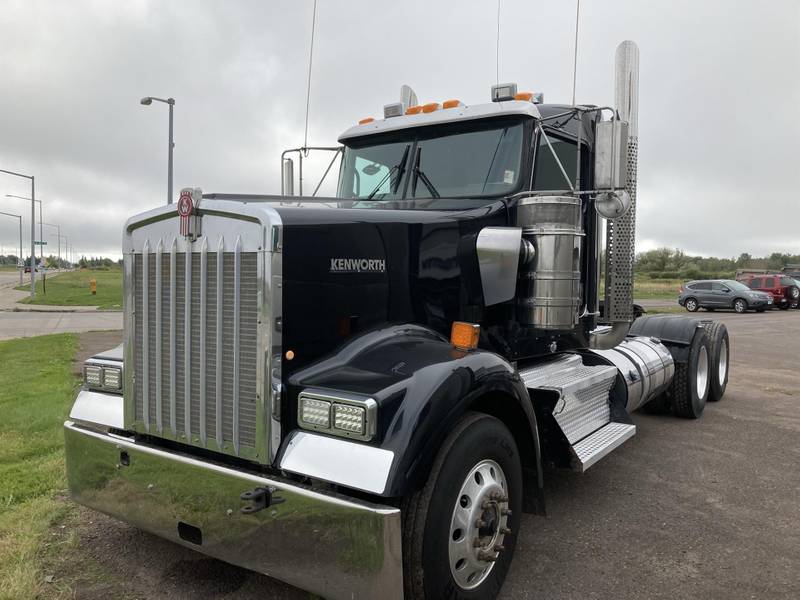 2015 Kenworth W900L For Sale | Day Cab | #4783W