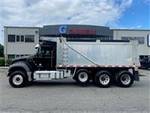 2015 Mack GU713 - Dump Truck