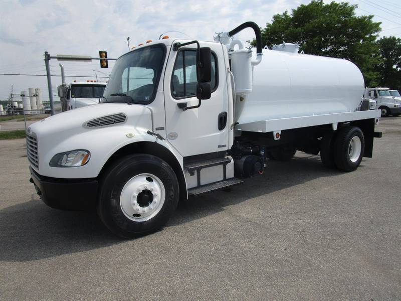 2009 Freightliner M2 106 (For Sale) | Vacuum Truck | #VAC-E9989X