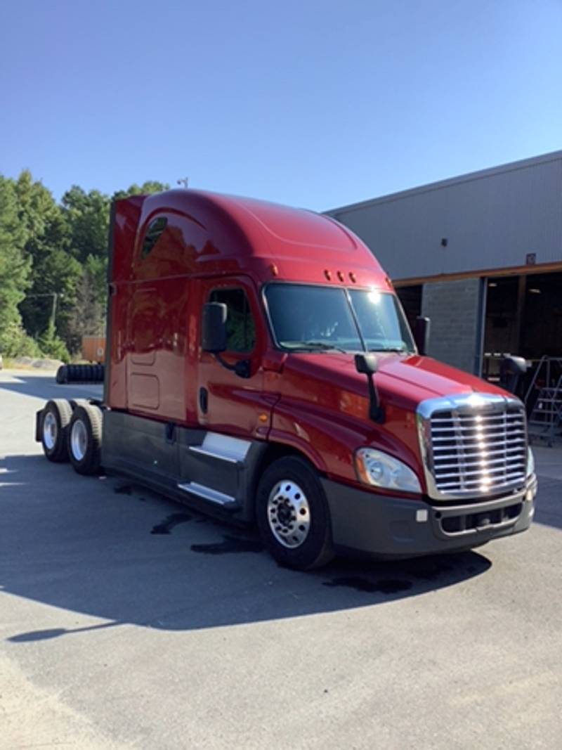 2017 Freightliner Cascadia EVO (For Sale) | 72