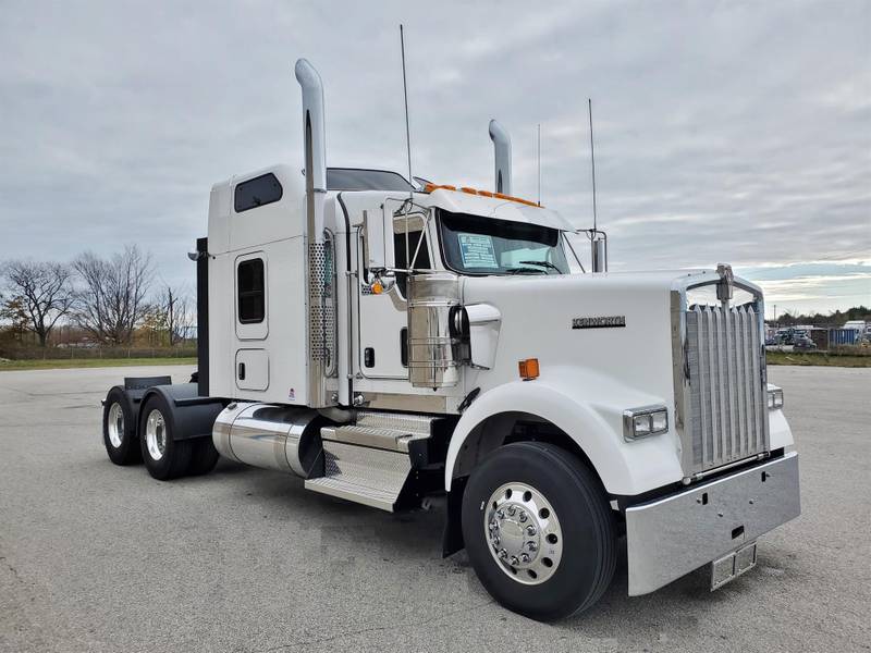 2022 Kenworth W900B (For Sale) | 72