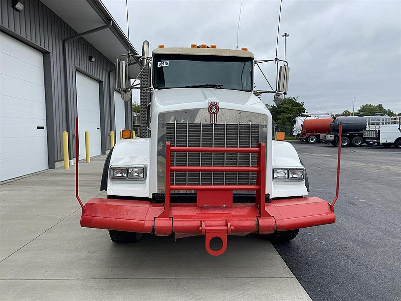 2012 Kenworth T800 (For Sale) Vacuum Truck C8915