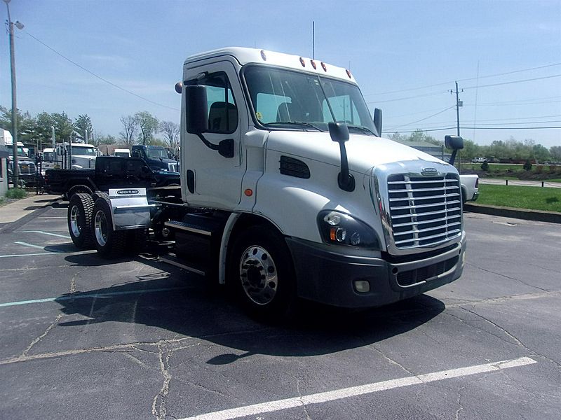 2016 Freightliner Cascadia