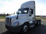 2017 Freightliner Cascadia T/A Daycab