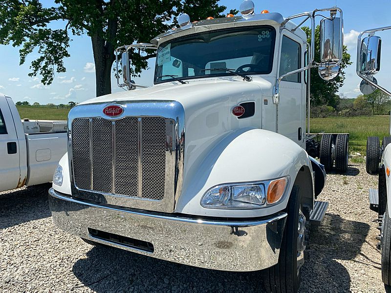 2022 Peterbilt 536 (For Sale) Rollback Non CDL A178
