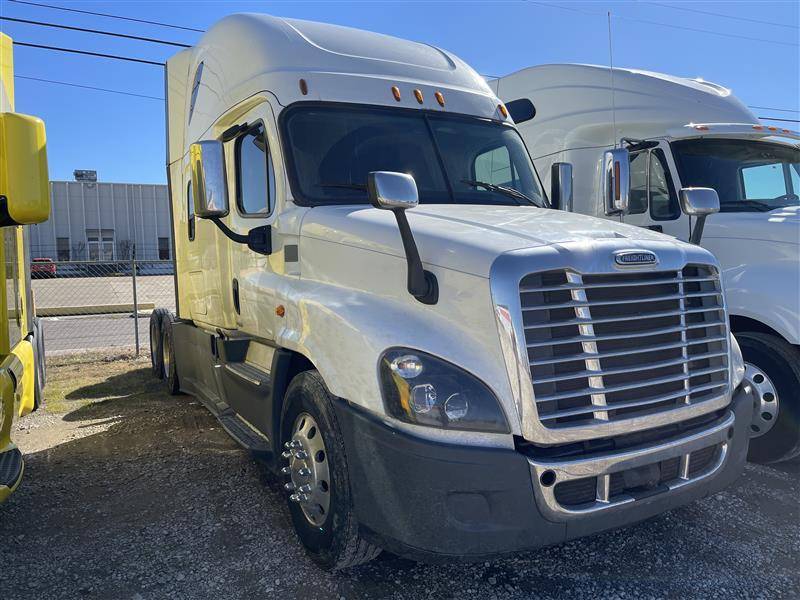 2017 Freightliner CASCADIA (For Sale) | 72