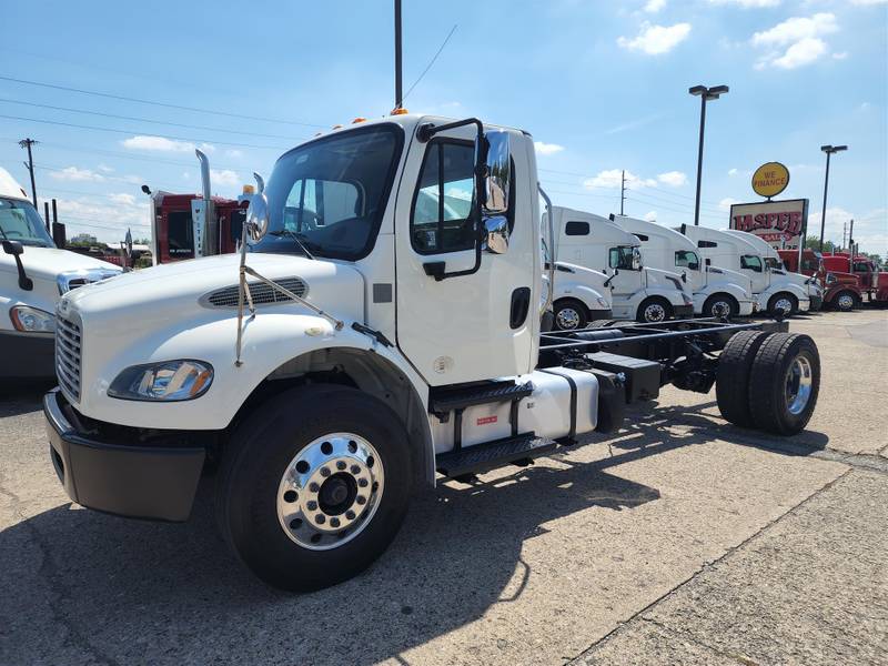 2018 Freightliner M2 Cab & Chassis