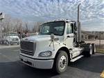 2007 Freightliner M2 112 - Day Cab