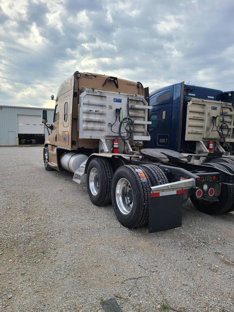 2019 Freightliner Custom Cascadia (For Sale) | 72