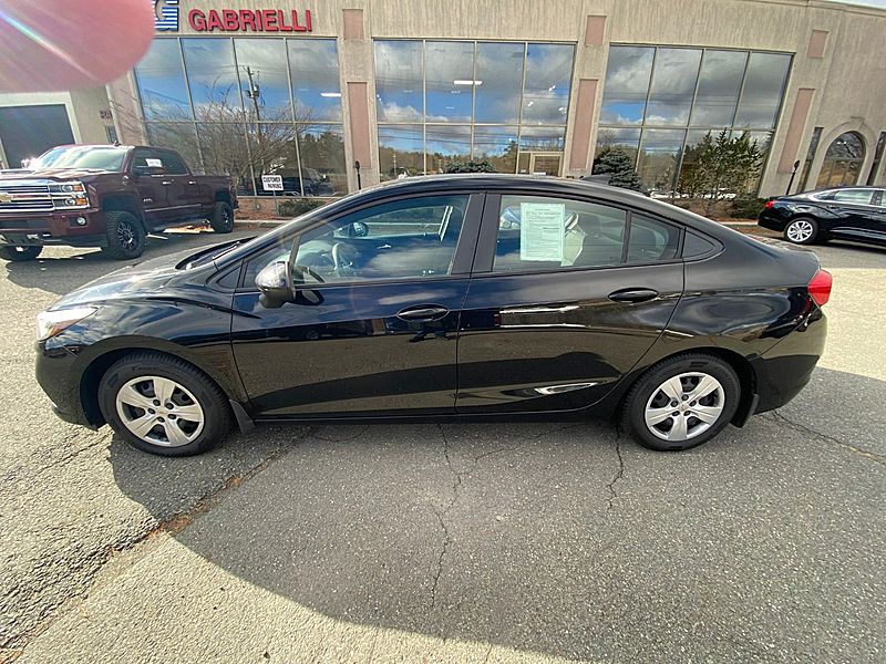 2017 Chevrolet Cruze (For Sale) Car UL1167