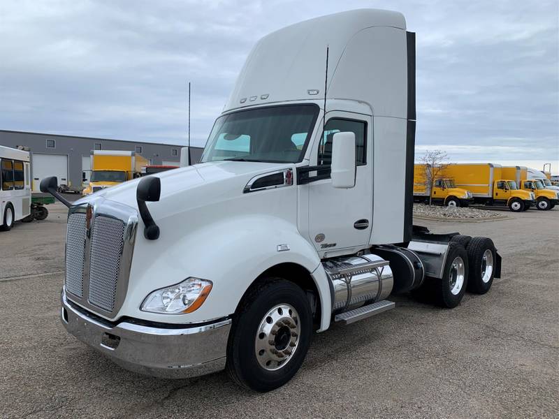 2016 Kenworth T680 (For Sale) | Day Cab | #124107